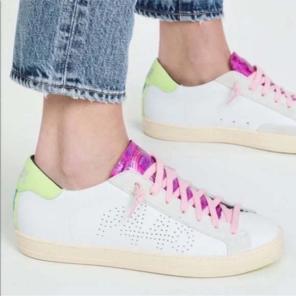 Woman’s P448 John Dogma low-top sneakers pink laces and a neon heel tab - Picture 4 of 15